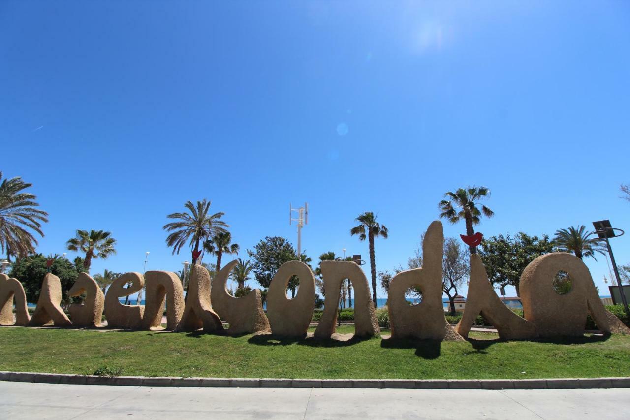 Playa De La Misericordia Hotel Malaga Zewnętrze zdjęcie